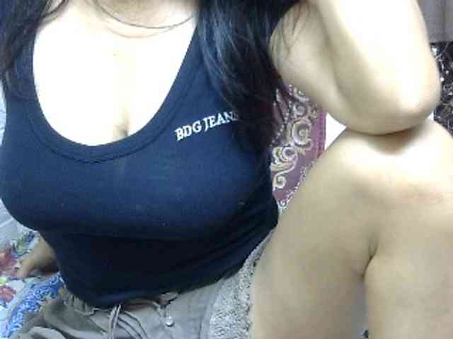 sweetmama17 webcam