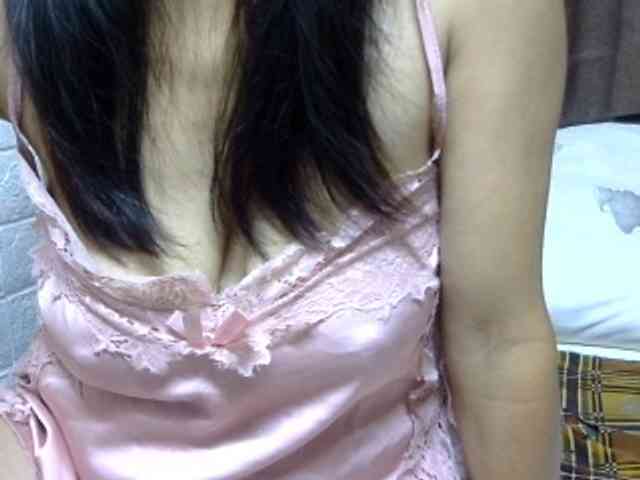 sweetmama17 webcam
