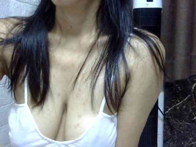 sweetmama17 webcam