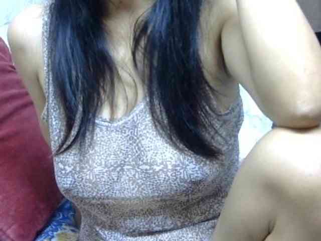 sweetmama17 Live Webcam on BongaCams