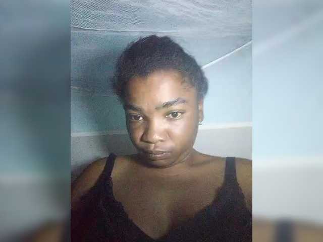 tryciah live cam on BongaCams