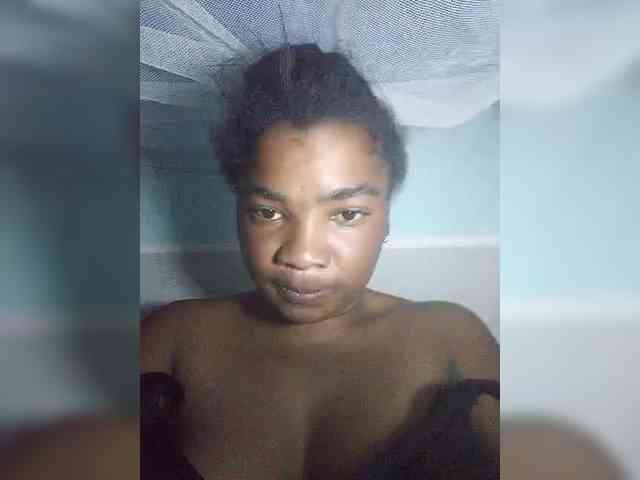tryciah webcam