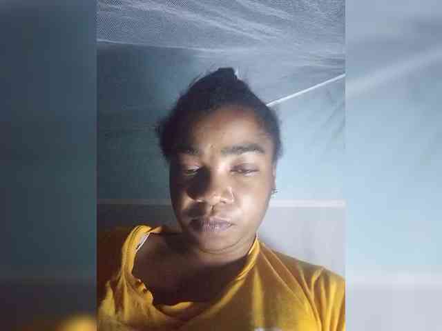 tryciah webcam