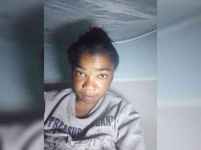 tryciah webcam