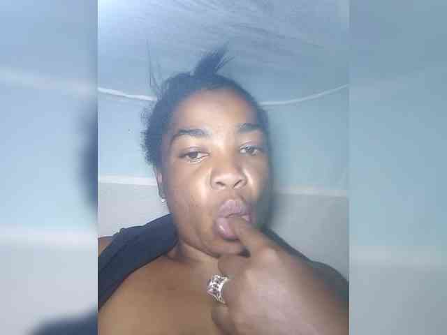 tryciah webcam