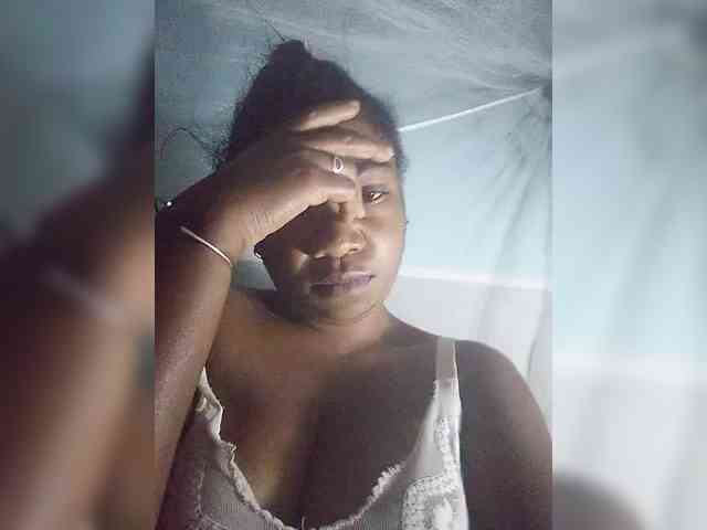 tryciah webcam