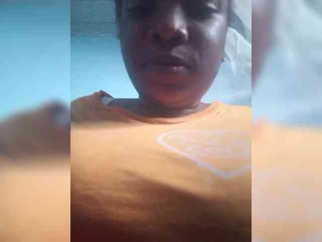 tryciah webcam