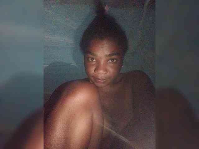 tryciah webcam