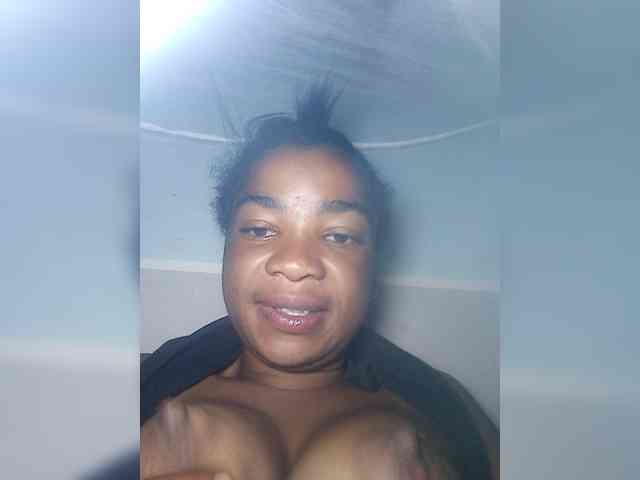 tryciah webcam