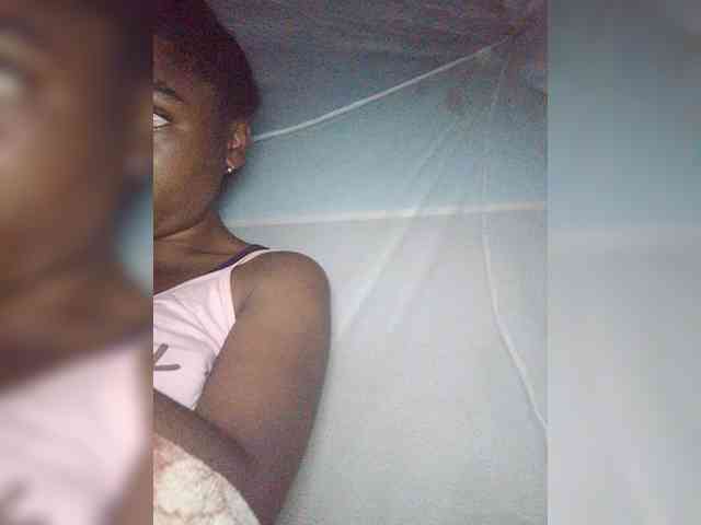 tryciah webcam