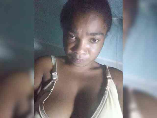 tryciah webcam