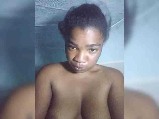 tryciah webcam