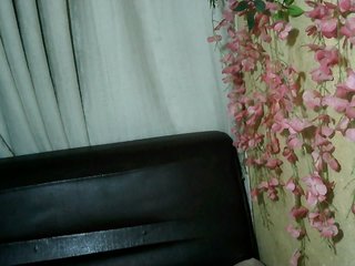 Pussy01lips's Live Webcam