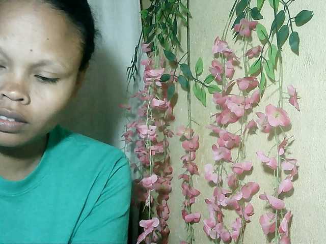 Pussy01lips live cam on BongaCams
