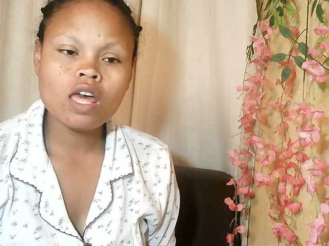 pussy01lips cam belle
