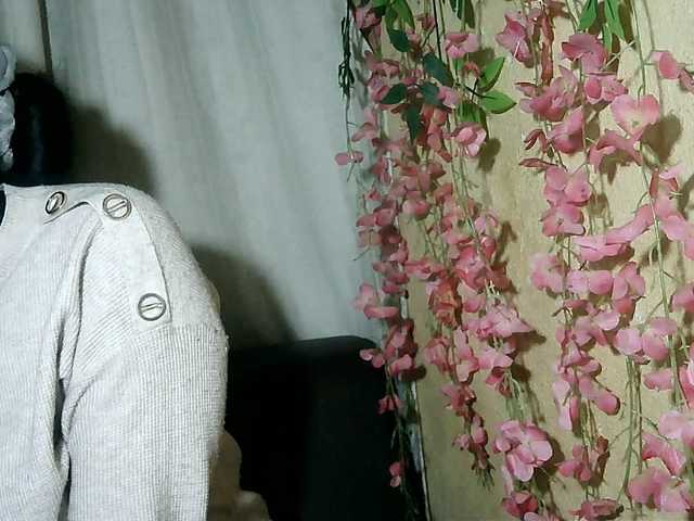 Pussy01lips live cam on BongaCams