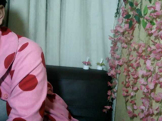 Pussy01lips live cam on BongaCams