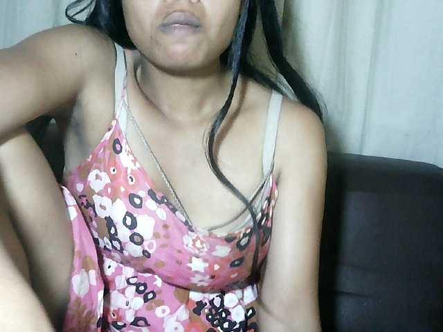 Pussy01lips's BongaCams show and profile