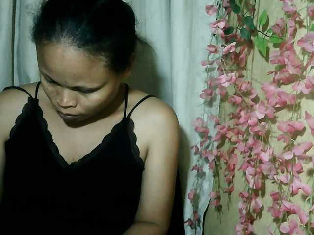 Pussy01lips live cam on BongaCams