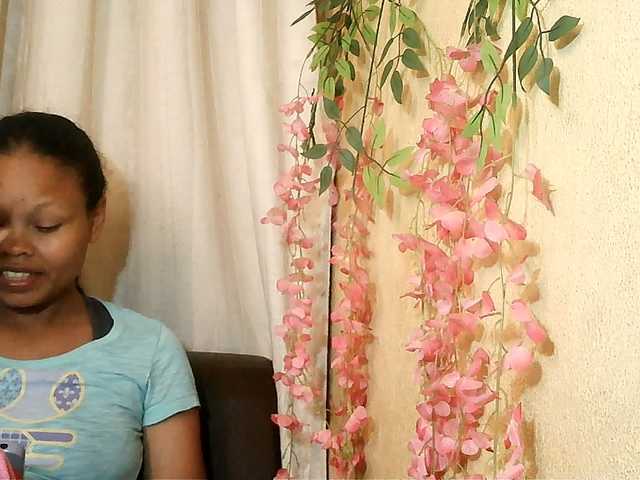 Pussy01lips live webcam show