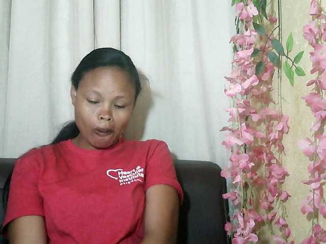 Pussy01lips live cam on BongaCams