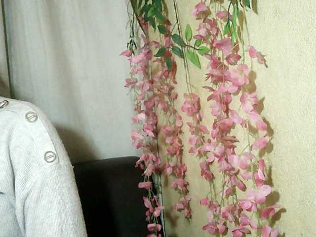 Pussy01lips live cam on BongaCams