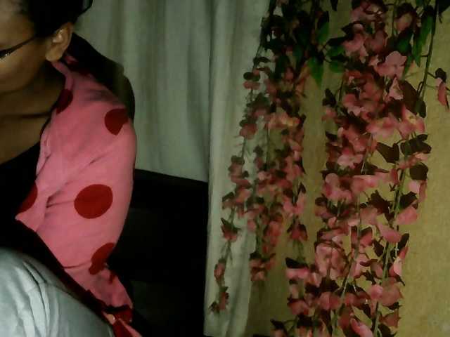 pussy01lips cam belle