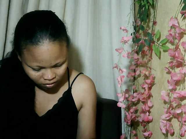 Pussy01lips live cam on BongaCams