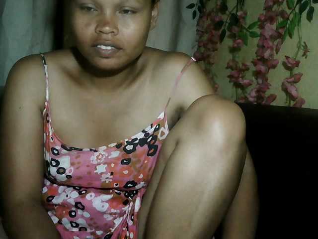Pussy01lips live cam on BongaCams