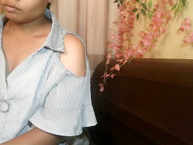 Pussy01lips, en vivo ahora en BongaCams