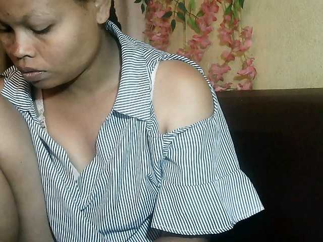 Pussy01lips, en vivo ahora en BongaCams