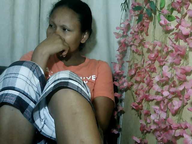 Pussy01lips live cam on BongaCams