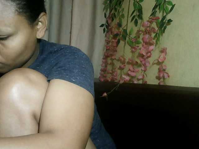 Pussy01lips, en directo ahora en BongaCams