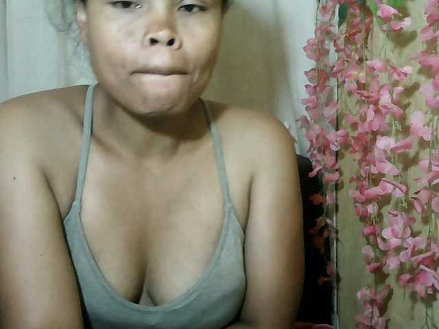 pussy01lips online