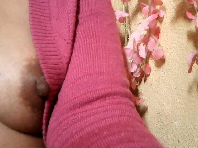 Pussy01lips live cam on BongaCams