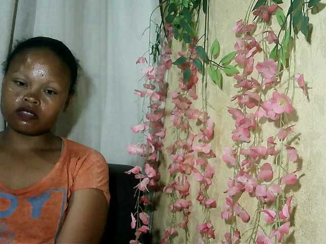 Pussy01lips live cam on BongaCams
