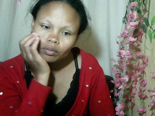 Pussy01lips live cam on BongaCams