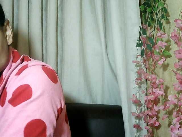 Pussy01lips Прямой эфир на BongaCams