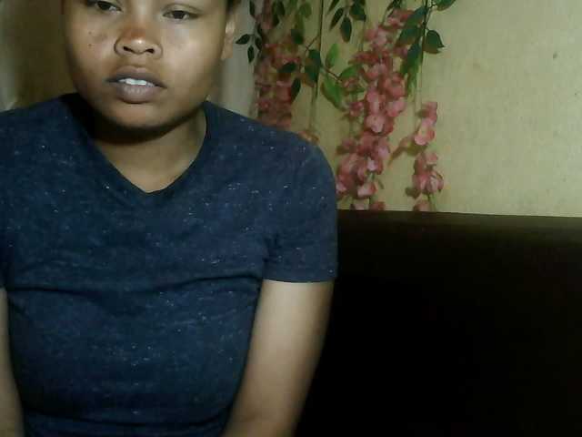 Pussy01lips live cam on BongaCams