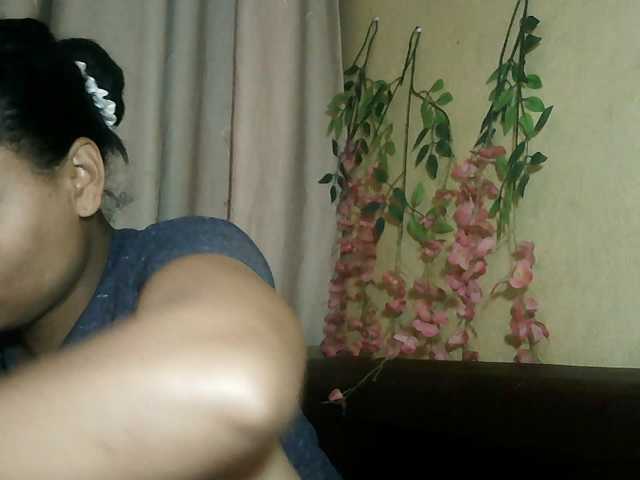 Pussy01lips, en directo ahora en BongaCams