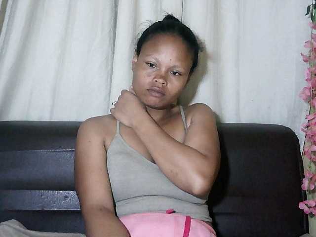 Pussy01lips's BongaCams show and profile