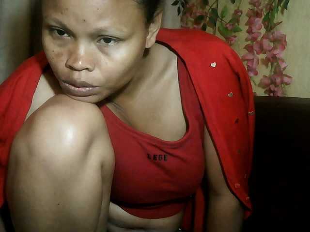 Pussy01lips live cam on BongaCams
