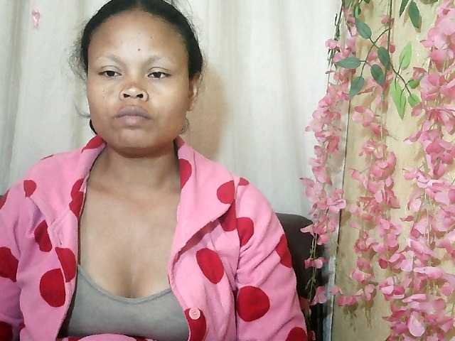 pussy01lips cam belle