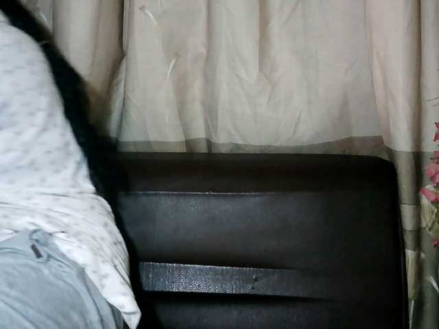 Pussy01lips live cam on BongaCams