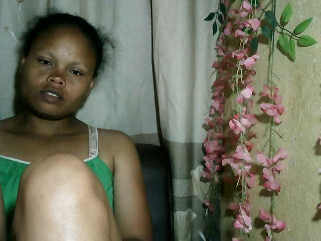 Pussy01lips live cam on BongaCams