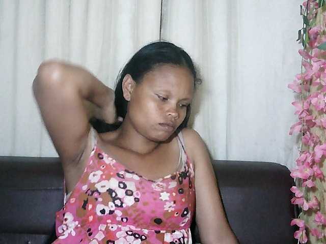 Pussy01lips's BongaCams show and profile