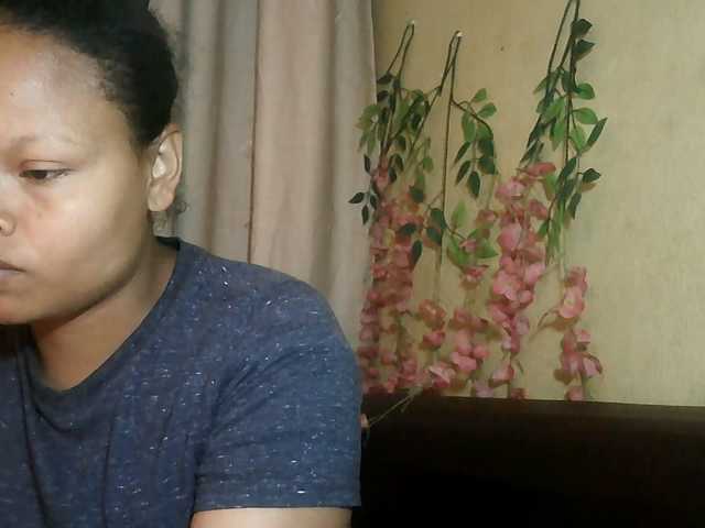 Pussy01lips, en directo ahora en BongaCams