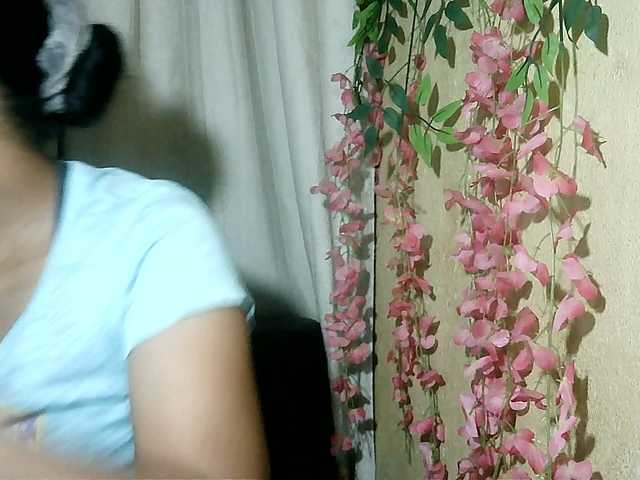 Pussy01lips live webcam show