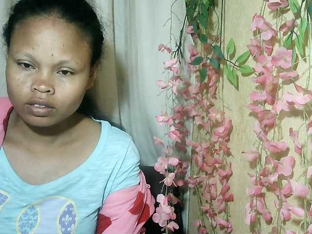 Pussy01lips live cam on BongaCams