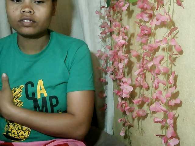 Pussy01lips live cam on BongaCams